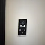 Nuna Hotel