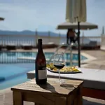 Nuna Hotel