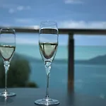 Nuna Hotel