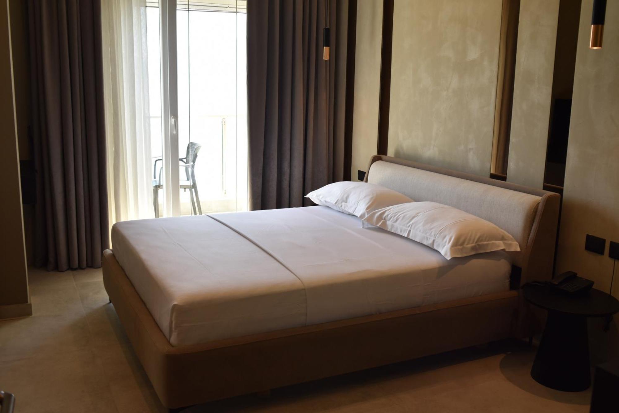 Nuna Hotel Wlora