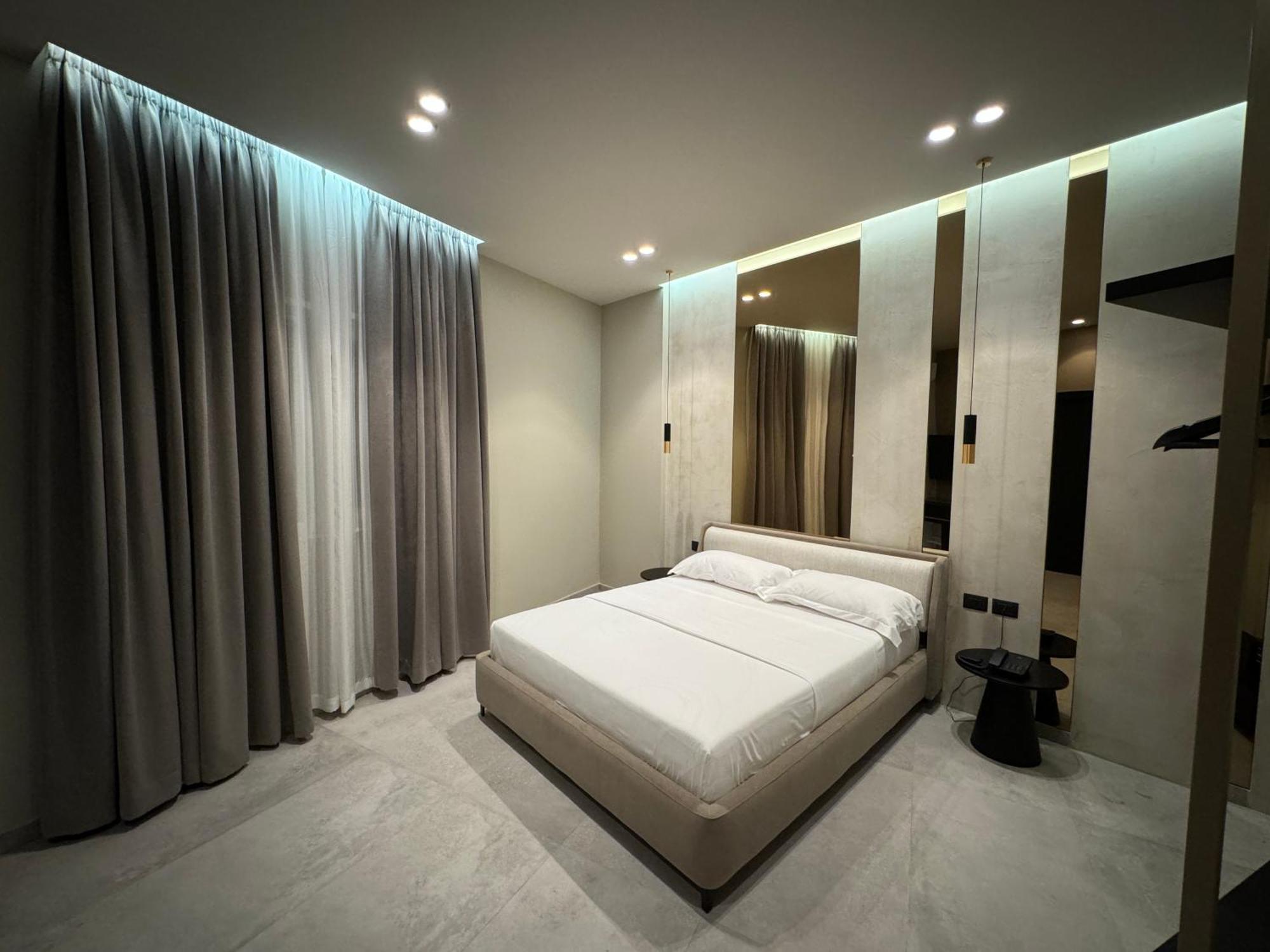 Nuna Hotel Wlora