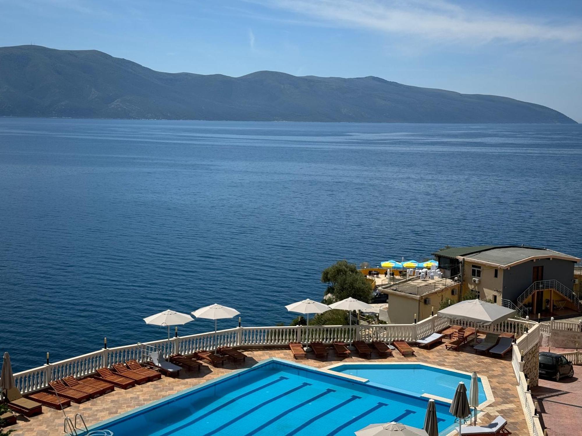 Nuna Vlore